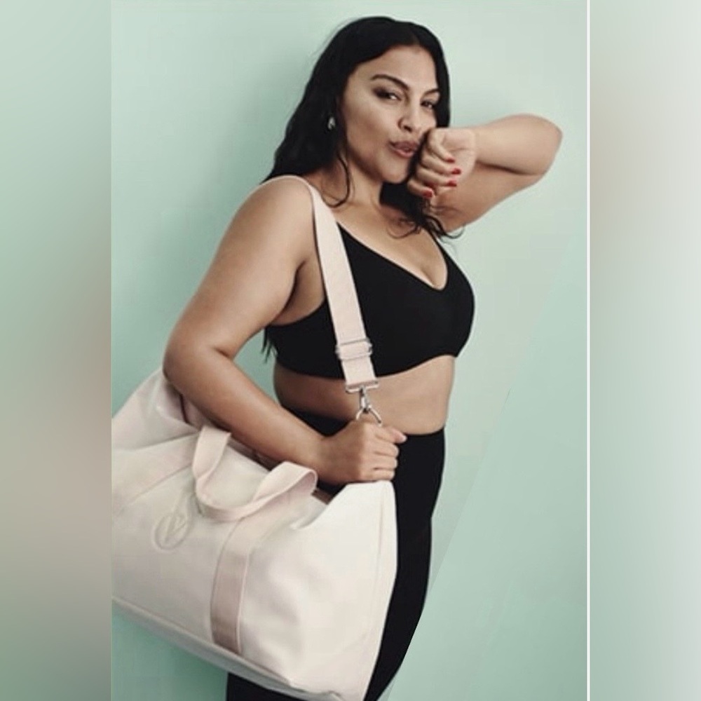 💗💗Metallic Duffel Bag💗💗